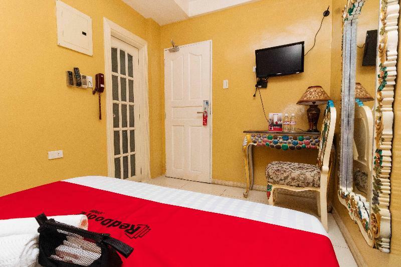 RedDoorz Manila Venetian Hotel - Quarantine Hotel Esterno foto